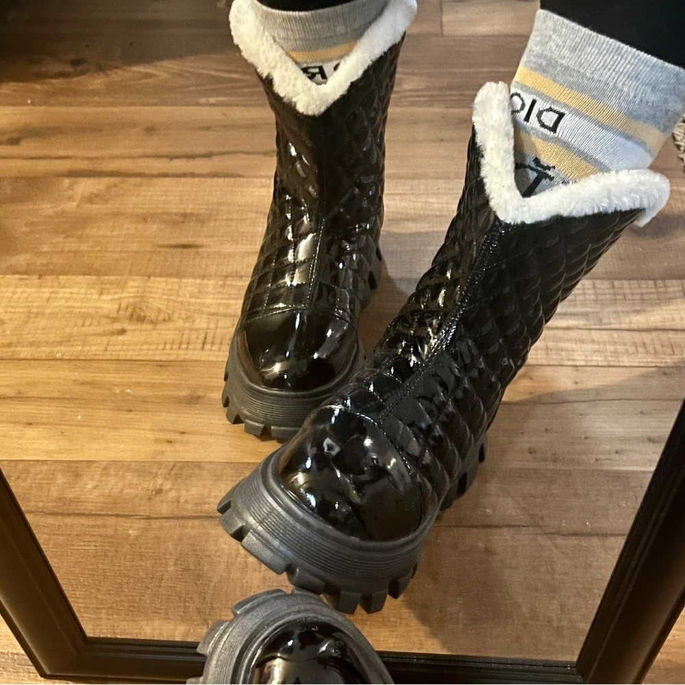 Platform boots